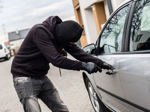 capa carro sendo roubado