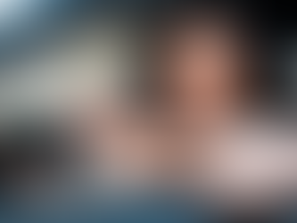 capa mulher com chave do carro seguro auto personalizado